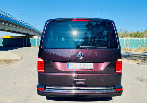 Volkswagen Caravelle cena 179000 przebieg: 131000, rok produkcji 2017 z Warszawa małe 154